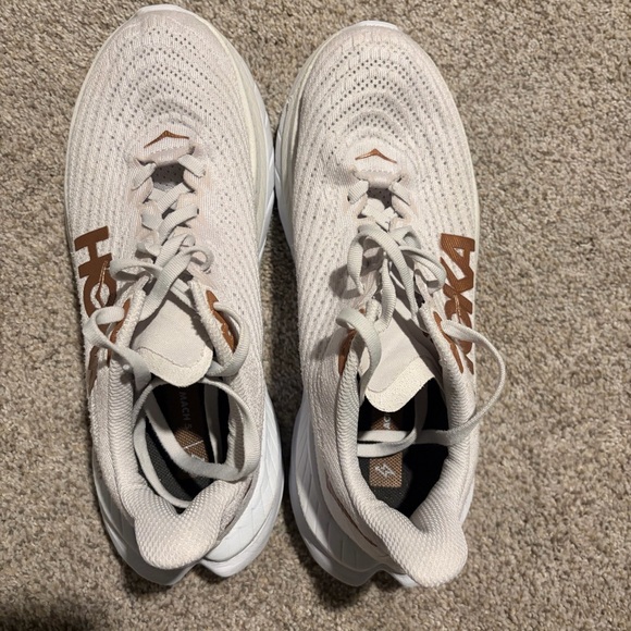 Women’s Hokas Mach 5 - Picture 2 of 4